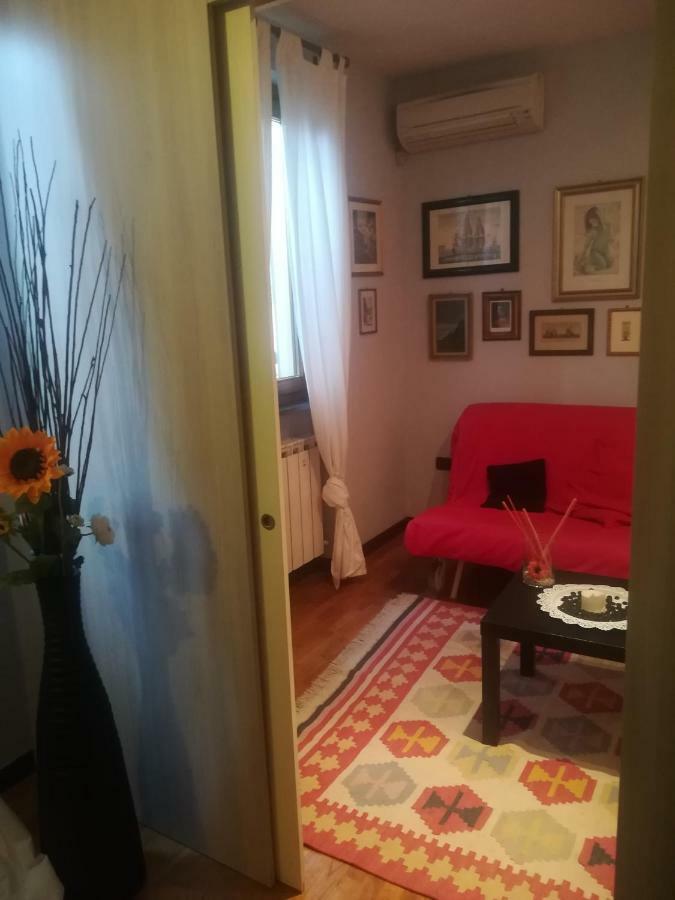 La Rondine Apartment *